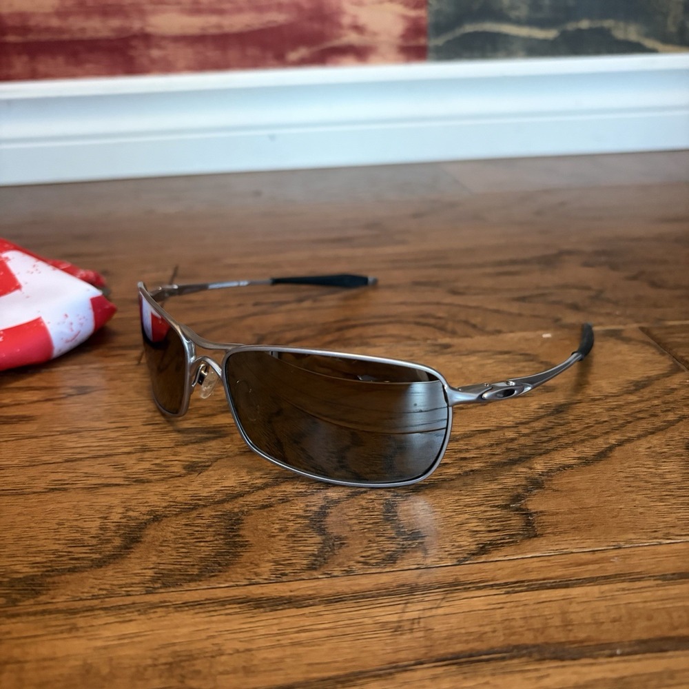 Like New Oakley Crosshair 2.0 Lead Silver Frame Only OO4044-03 Wire RARE